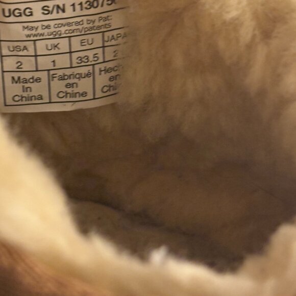 UGG Kids Classic Ultra Mini Boots Chestnut Suede Size 2 Youth - Picture 6 of 16